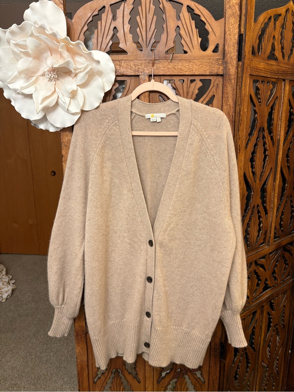 Boden Beige Button-Front 💯 % Cashmere Cardigan